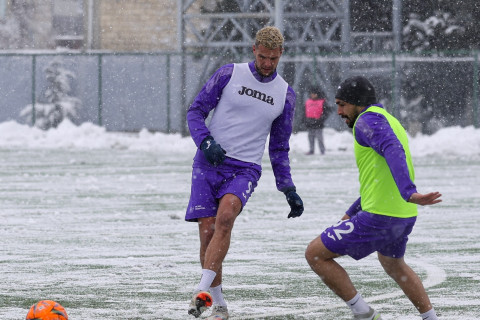 "Карабах" унес три очка со "снежного" стадиона "Шамахы" на последних минутах  - ОБНОВЛЕНО + ФОТО