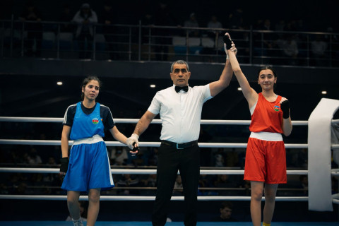 Boks üzrə Azərbaycan çempionatında ikinci günün görüşləri başa çatıb