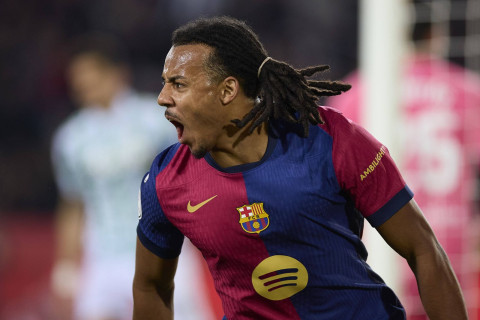 "Ливерпуль" готовит предложение по защитнику "Барселоны"