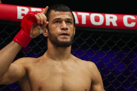 Почему Усман Нурмагомедов остается в PFL и не переходит в UFC?