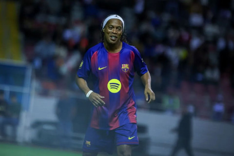 “Real Madrid” əfsanələrin matçında “Barselona”nı məğlub edib