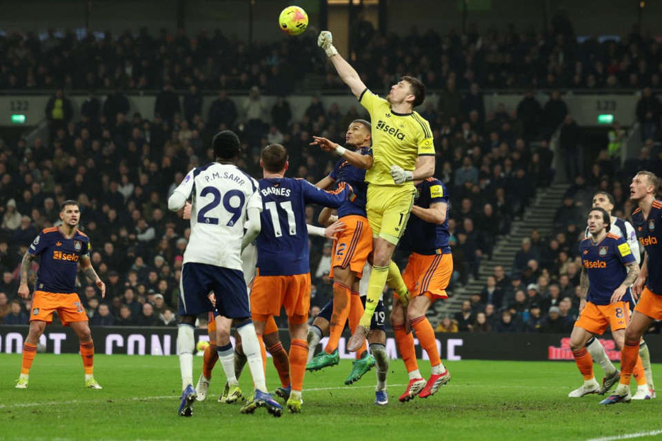 Premyer Liqa: “Nyukasl” səfərdə “Tottenhem”ə qalib gəlib