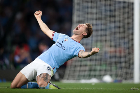 “Bavariya” “Mançester Siti”nin müdafiəçisi ilə danışıqlar aparır – Caught Offside