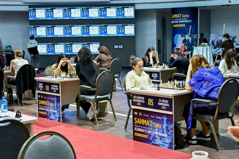 Şahmat üzrə Azərbaycan çempionatında 1/8 final mərhələsinin ilk partiyaları keçirilib - FOTO