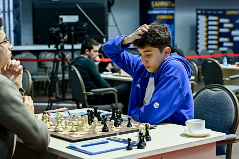 Şahmat üzrə Azərbaycan çempionatında 1/8 final mərhələsinin ilk partiyaları keçirilib - FOTO