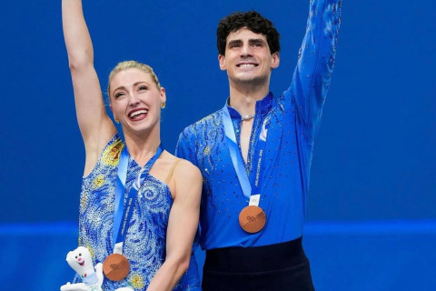 Канадская фигуристка Пайпер Гиллес рассказала о борьбе с онкологией