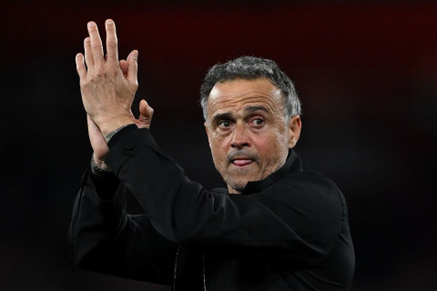 Enrike: “Hamı düşünür ki, futbolçular çox pul qazandıqları üçün həyatdan zövq ala bilərlər”