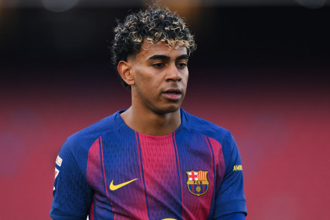 Ямаль вступил в конфликт с игроком "Атлетико": "Глупец, идиот"