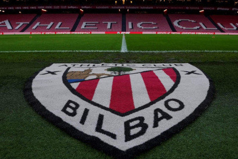 ФИФА наложила на "Атлетик" трансферный бан