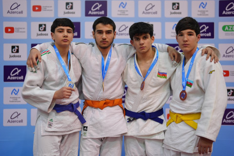 Yeniyetmələr arasında “İstedadların seçimi” turnirinin ilk turu start götürüb