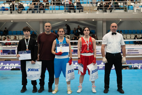 В Азербайджане определились чемпионки страны по боксу U19 - ФОТО