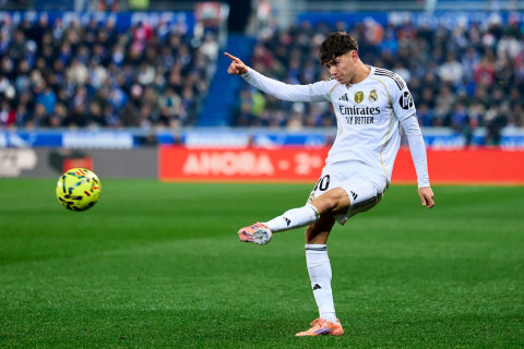 “Milan” “Real”ın müdafiəçisi Valdepenyasla maraqlanır