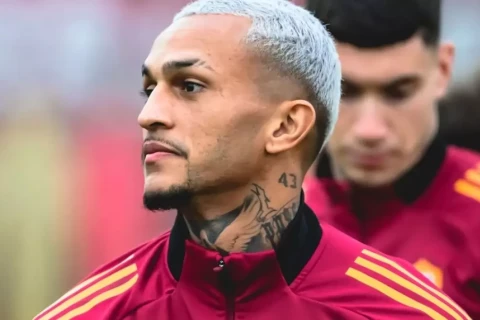 “Mançester Siti” Vinisiusu almaq istəyir