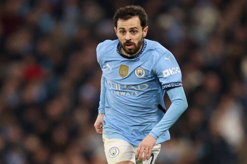 “Yuventus” Bernardu Silvanı sərbəst agent kimi transfer etməyə hazırdır