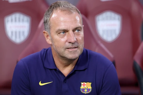 Флик готовит "тактическую революцию", чтобы отыграть отставание в четыре мяча в противостоянии с "Атлетико"