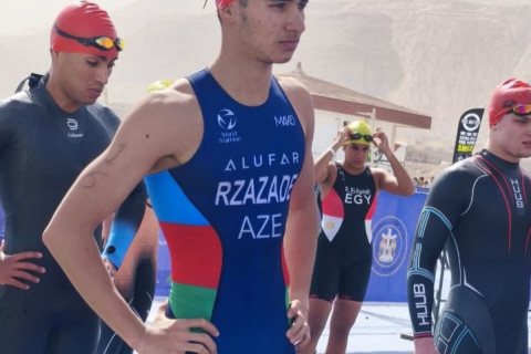 Millimiz Misirdən medalla qayıdır - FOTO