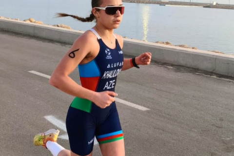 Millimiz Misirdən medalla qayıdır - FOTO