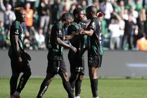 Super Liqa: “Kocaelispor” qonaqları əliboş yola saldı