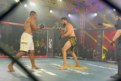 Алим Набиев одержал третью подряд победу в ММА