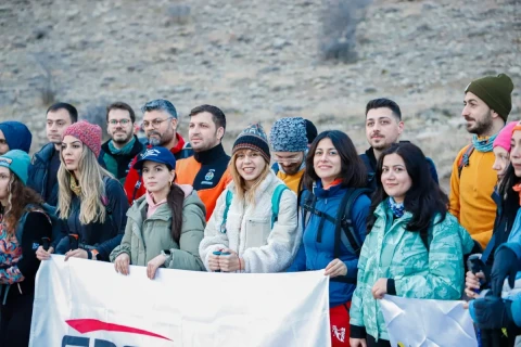 60 альпинистов поднялись на Хачадаг в память о жертвах Ходжалы