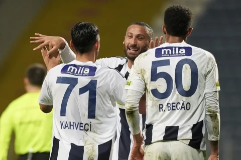 Türkiyə Superliqası: Austsayderlərin oyununda 5 qol vurulub