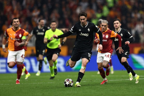 Лига чемпионов: "Галатасарай" разгромил "Ювентус" - ВИДЕО