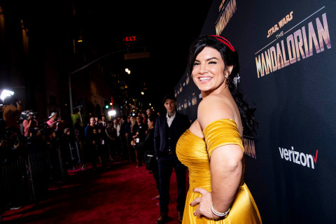 Hollivud aktrisası keçmiş UFC çempionu ilə döyüşə çıxacaq