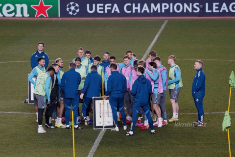 "Ньюкасл" провел заключительную тренировку перед матчем с "Карабахом" - ФОТО - ВИДЕО