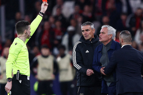 Mourinho fumes after red card as Benfica lose first leg to Real Madrid