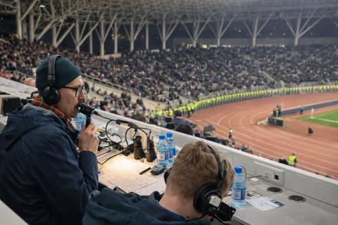 Bakıdakı matçda ingilis şərhçilərdən fərqli yayım üslubu diqqət çəkdi - VİDEO