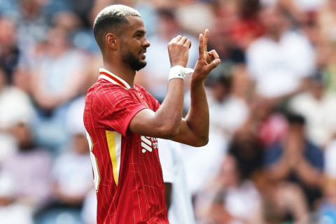 “Bavariya"nın Qakponun “Liverpul”dan mümkün transferi ilə bağlı mövqeyi açıqlanıb