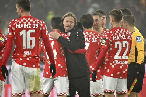 Бундеслига: "Майнц" и "Гамбург" сыграли вничью