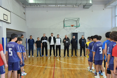 Azərbaycan Voleybol Federasiyası yeniyetmə və gənc voleybolçular arasında seleksiya prosesini davam etdirir - FOTO