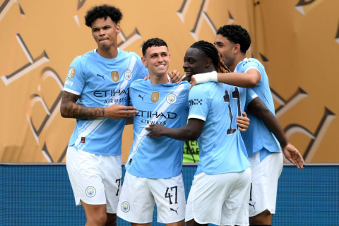 "Манчестер Сити" готов включиться в борьбу за защитника из Португалии