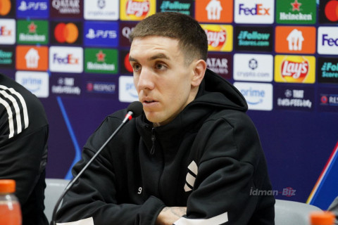 “Qarabağ”ın futbolçusu: “Nyukasl”la bizə yaraşmayan şəkildə oynadıq” - VİDEO