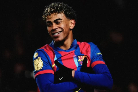 18-летний Ямаль выиграл 100 матчей в составе "Барселоны"