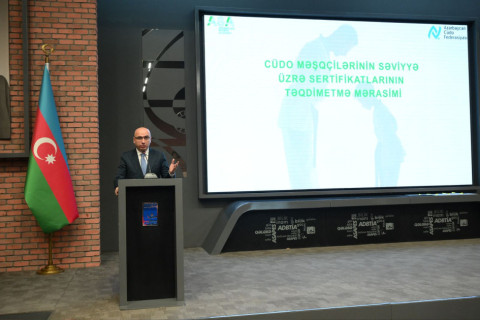 Azərbaycan İdman Akademiyasında cüdo məşqçilərinə sertifikatlar təqdim olunub - FOTO