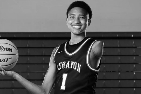 ABŞ-da yeniyetmə basketbolçu 17 yaşında vəfat edib