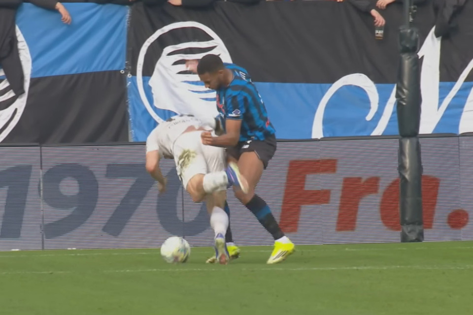 Bu epizoda görə arvad ərini bıçaqladı - VİDEO