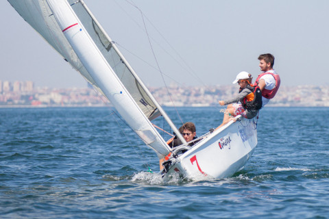 Азербайджанские яхтсменки выступят на молодежном чемпионате Европы в Испании