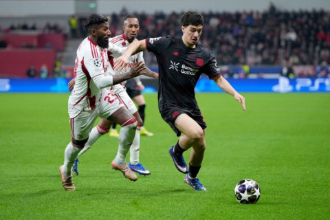 "Байер" сыграл вничью с "Олимпиакосом" и пробился в 1/8 финала ЛЧ