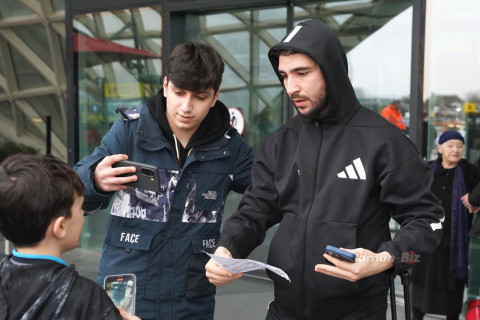 İngiltərədə fədakar oyun nümayiş etdirən “Qarabağ” vətəndə - FOTO/VİDEO