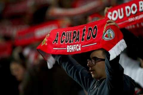 В Мадриде произошла стычка фанатов "Бенфики" с полицией перед матчем с "Реалом"