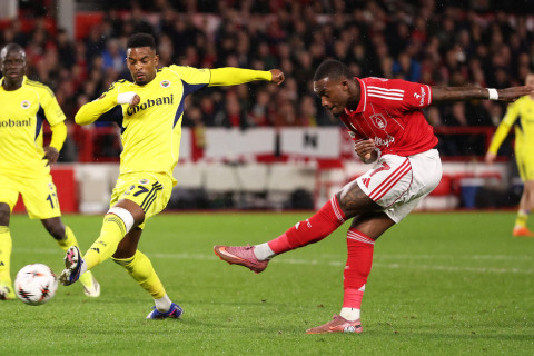 "Ноттингем Форест" проиграл "Фенербахче", но вышел в 1/8 финала - ОБНОВЛЯЕТСЯ - ВИДЕО