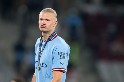 Qvardiola Holandın “Lids Yunayted”lə oyunda olmamasının səbəbini izah edib