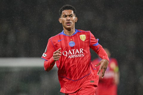 "Арсенал" и "Манчестер Сити" следят за полузащитником "ПСЖ"