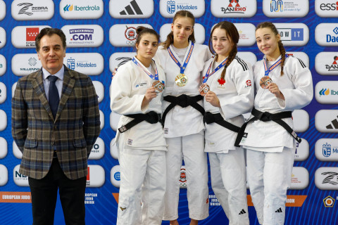 Вюсаля Гаджиева завоевала серебряную медаль на Кубке Европы по дзюдо среди молодежи - ФОТО