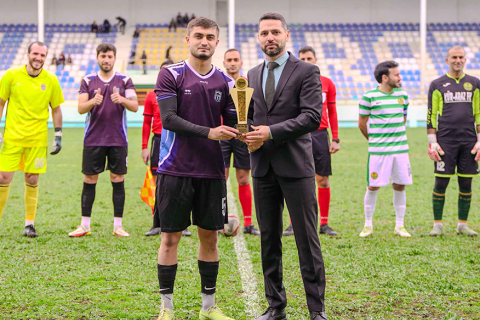 Ramin Məhərrəmov mükafatını aldı