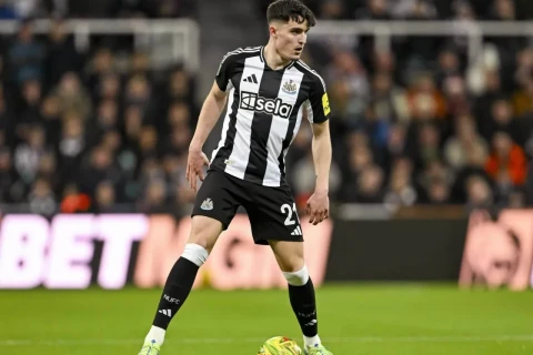 “Mançester Siti” gənc müdafiəçiyə 80 milyon avro xərcləməyə hazırdır