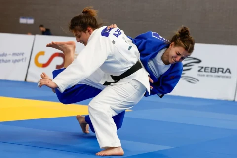 Вюсаля Гаджиева завоевала серебряную медаль на Кубке Европы по дзюдо среди молодежи - ФОТО